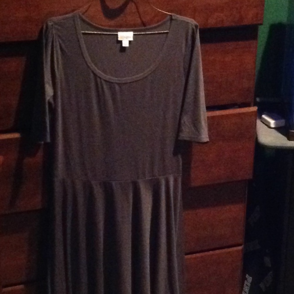 LuLaRoe Nicole darker grey